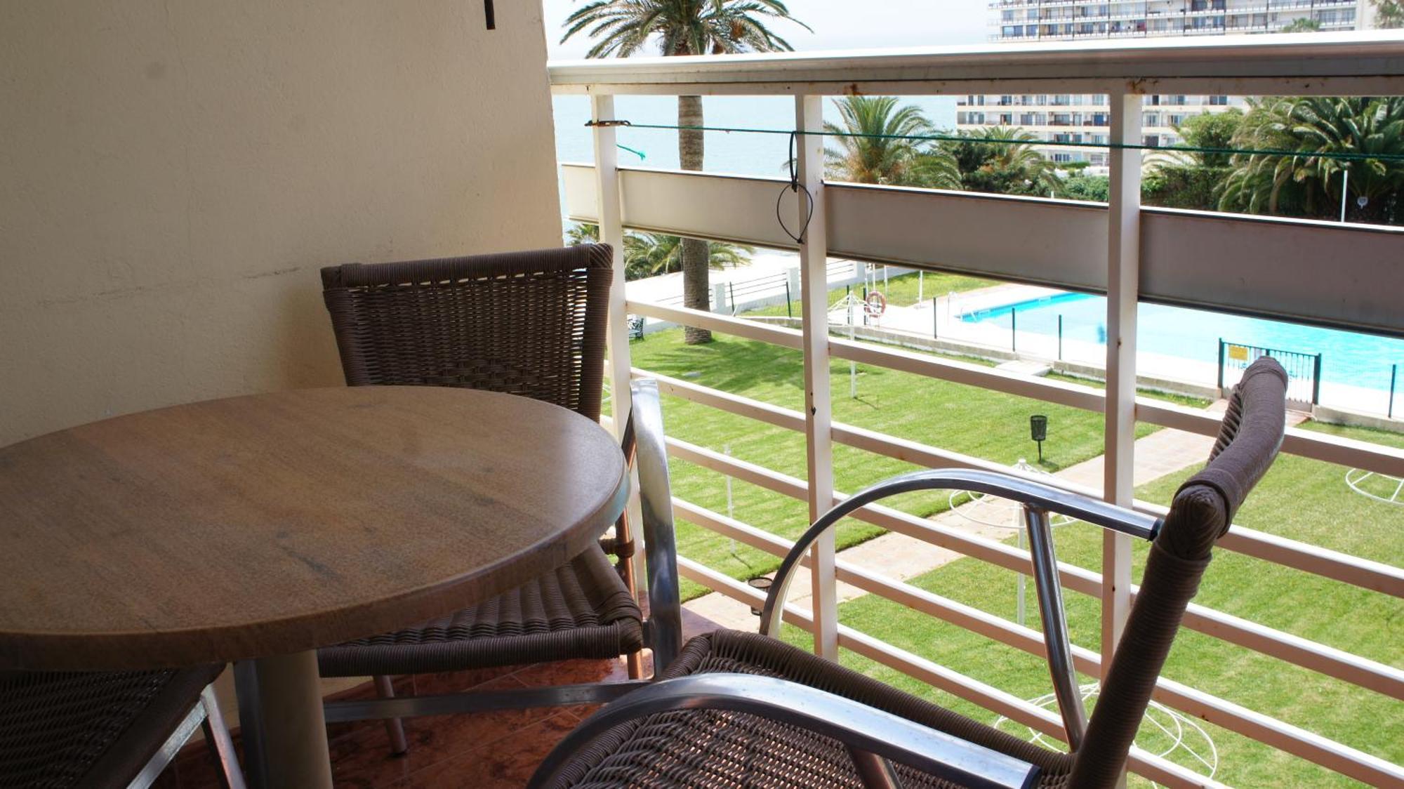 Apartamentos La Roca Rentals Торремолинос Экстерьер фото