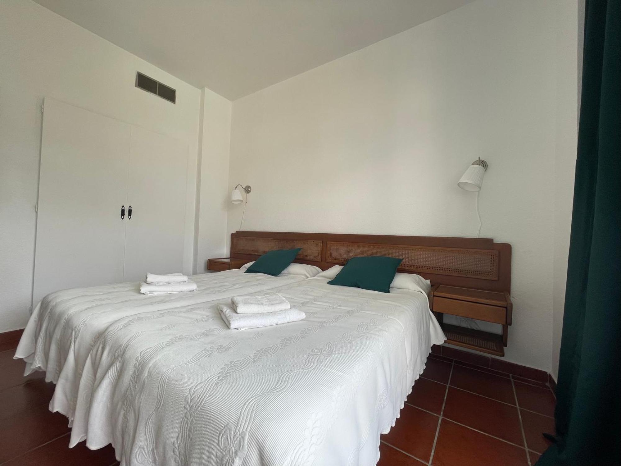 Apartamentos La Roca Rentals Торремолинос Экстерьер фото
