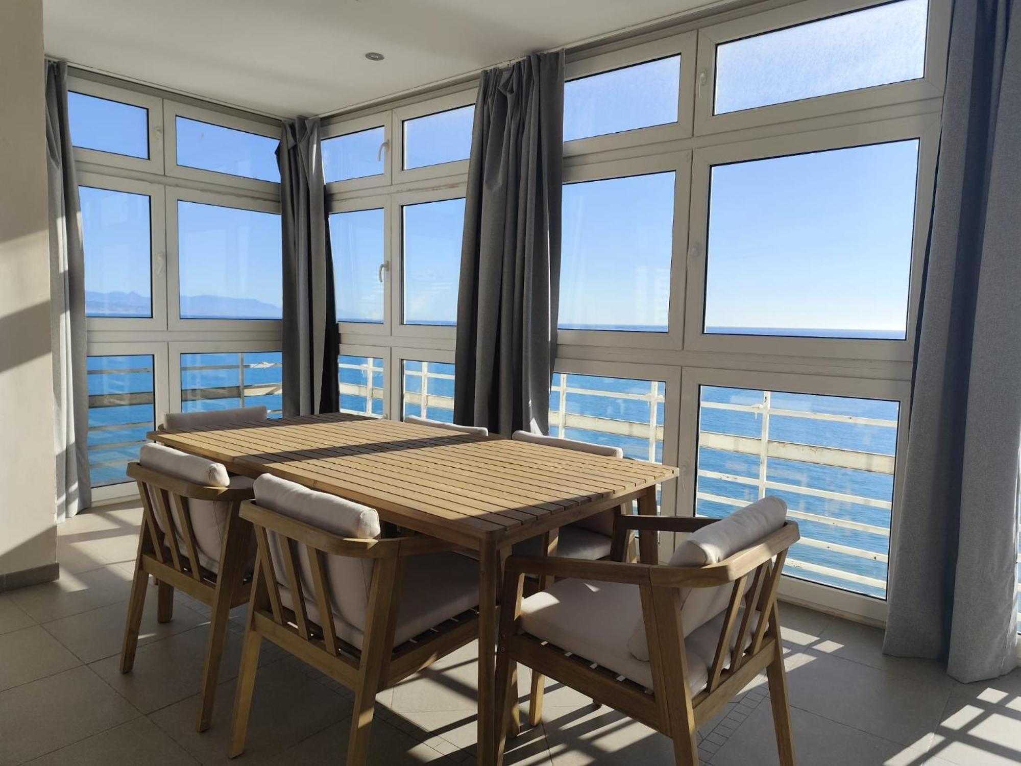 Apartamentos La Roca Rentals Торремолинос Номер фото